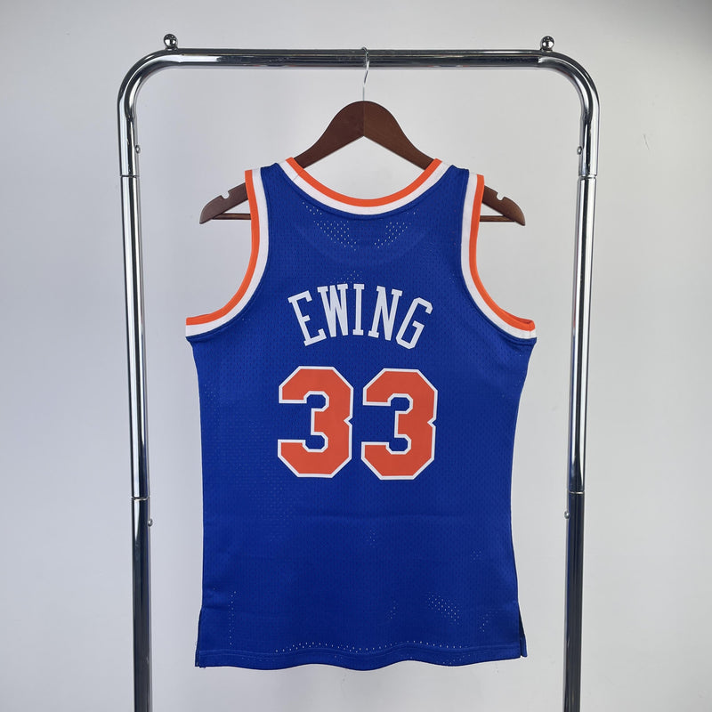 Regata Mitchell & Ness New York Knicks Road Patrick Ewing 1991-1992 Azul - Rei da Pelada