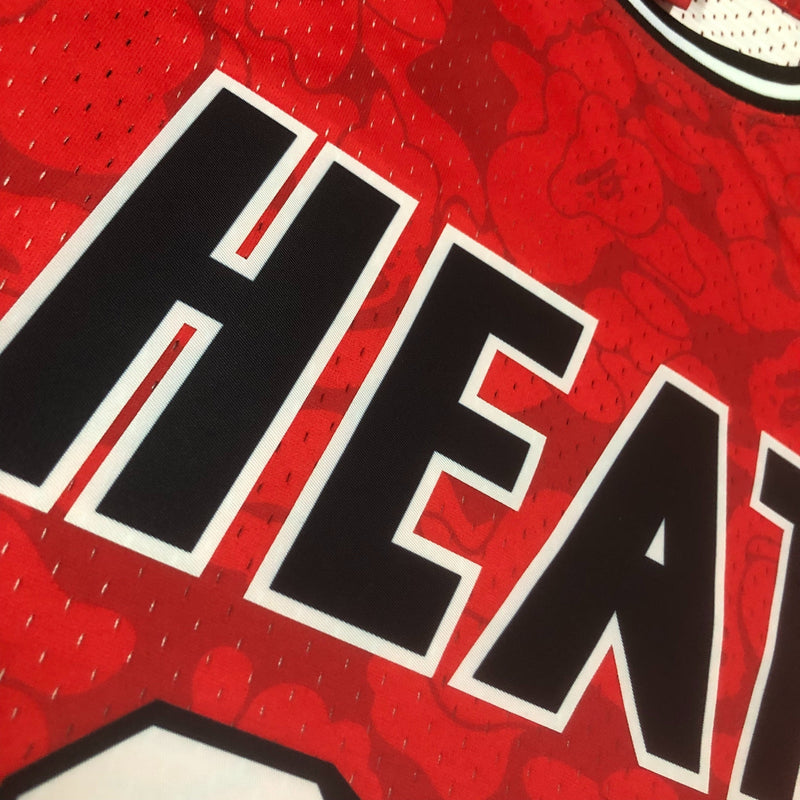 Regata Miami Heat Mitchell & Ness BAPE Edition 1993 - Rei da Pelada