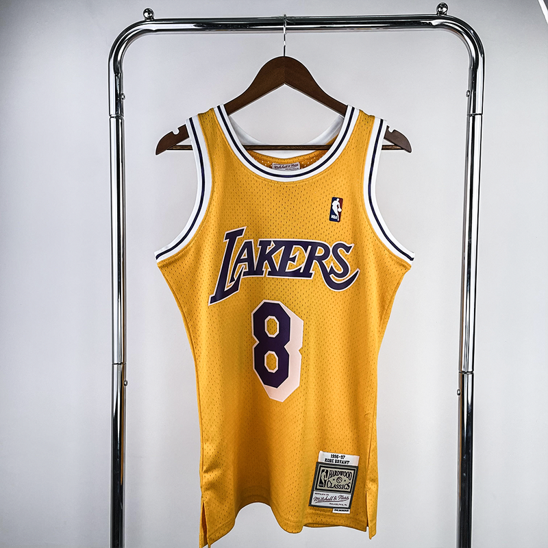 Regata Mitchell & Ness Los Angeles Lakers 1984-1985 Amarela - Rei da Pelada