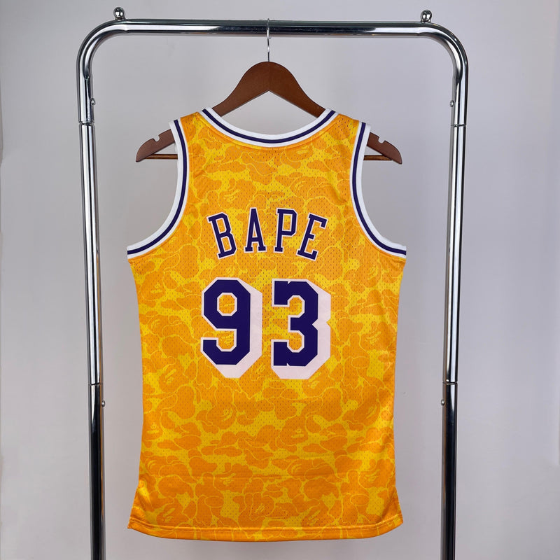 Regata Mitchell & Ness x BAPE - Los Angeles Lakers - Rei da Pelada