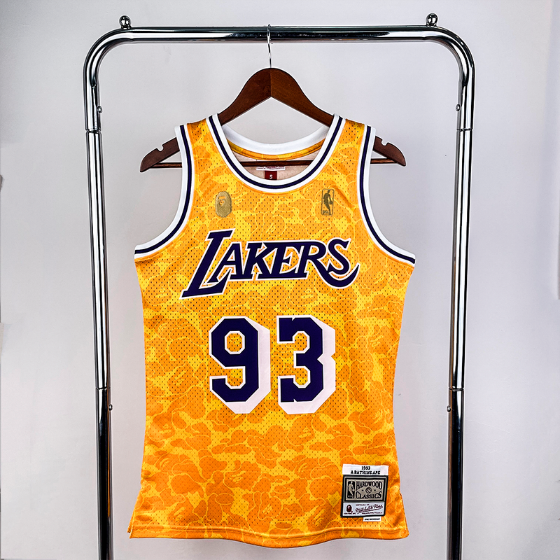 Regata Mitchell & Ness x BAPE - Los Angeles Lakers - Rei da Pelada