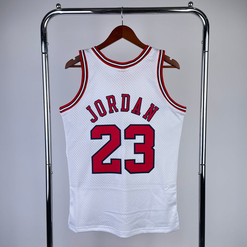 Regata Chicago Bulls Home Mitchell & Ness 97/98 - Rei da Pelada