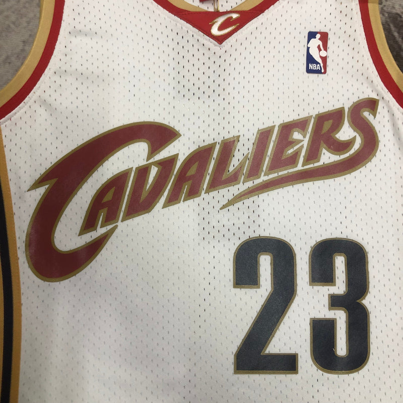 Regata Cleveland Cavaliers Mitchell & Ness Home Edition 03/04 - Rei da Pelada