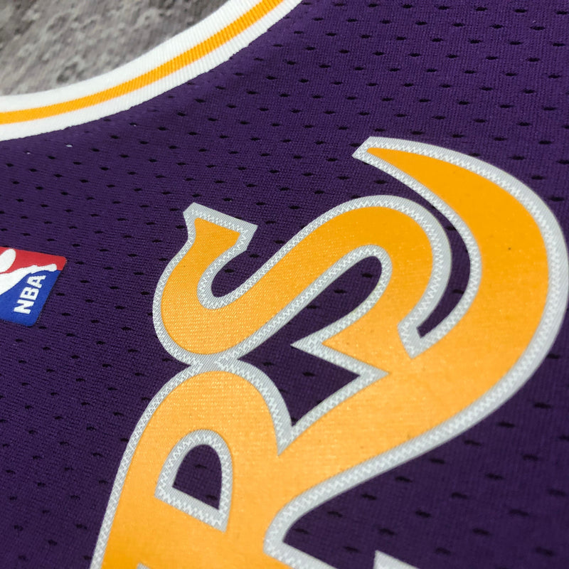 Regata Los Angeles Lakers Mitchell & Ness Away 84/85 - Rei da Pelada