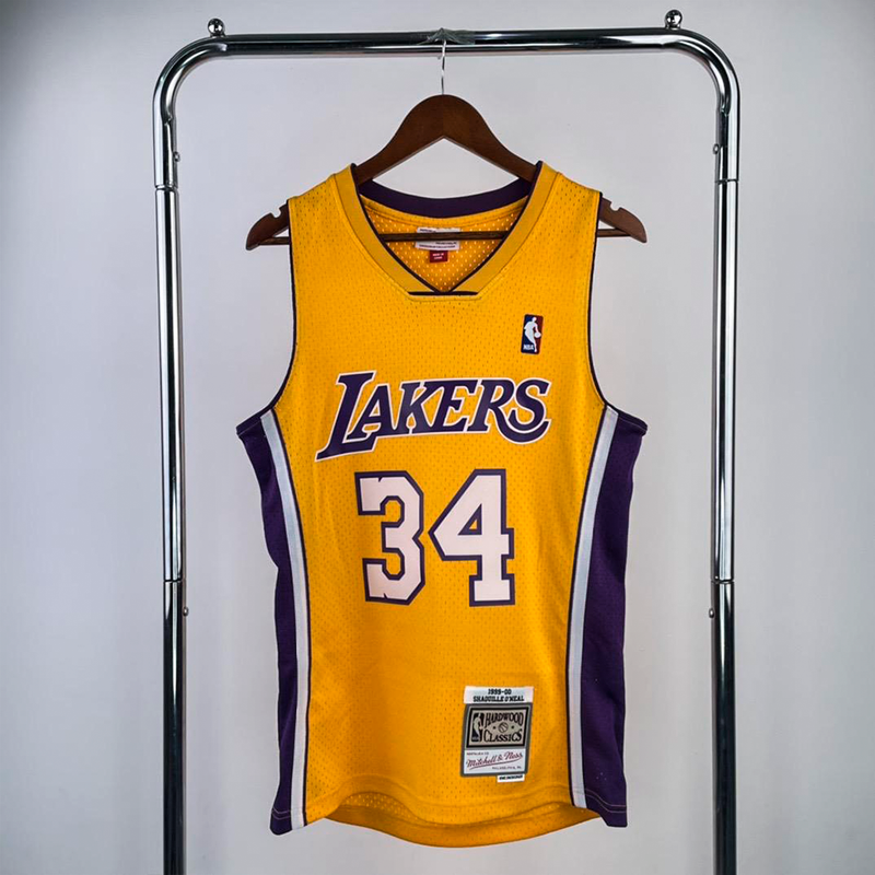 Regata Mitchell & Ness Los Angeles Lakers 1999-00 Dourada - Rei da Pelada